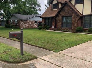 Sonia A.'s Lawn Maintenance service result