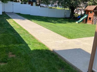 Debbie W.'s Lawn Mowing Service service result