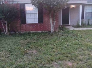 Bush Trimming by samuel richbourg for Tracy W. in Theodore, AL