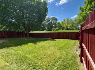 Regi C.'s Yard Cutting service result