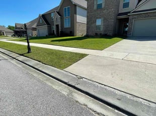 Rebecca R.'s Lawn Service service result
