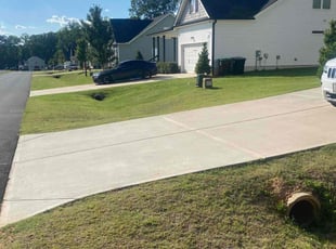 Nancy I.'s Grass Cutting service result
