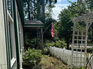 Bush Trimming by Roland Quidachay for Carol B. in Puyallup, WA