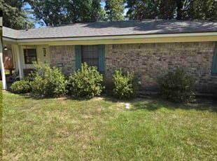 Leaf Removal by Jacob Evans for Laurie M. in Longview, TX