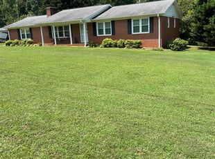 Macy S.'s Lawn Service service result