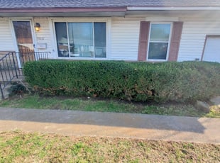 Bush Trimming by Dakota Crutchfield for Brenda J. in Tulsa, OK