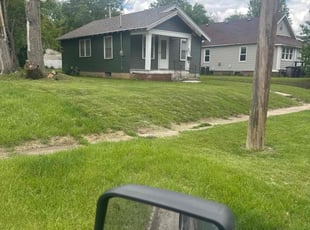 Weeding by Brad Killen for Diana L. in Des Moines, IA