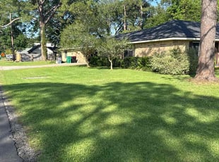 Edmond H.'s Lawn Service service result