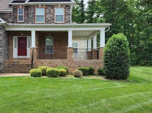 Mary H.'s Lawn Care service result