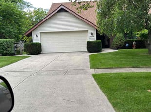 Jonee M.'s Yard Cutting service result
