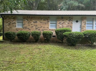 Bush Trimming by Derek Garcia for Alexandria h. in Jackson, GA