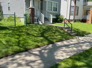 Amber F.'s Grass Cutting service result