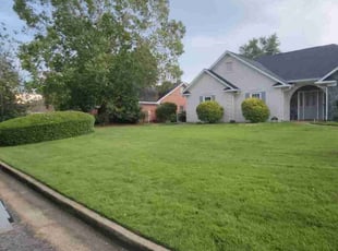 Bush Trimming by Gleibus Baker for Stephan J. in Columbus, GA