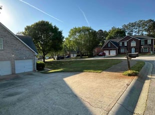 Nikkesha T.'s Grass Cutting service result