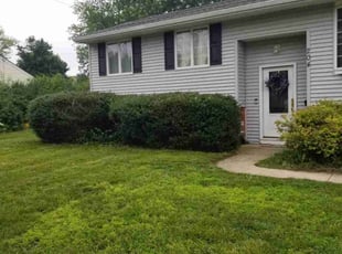 Bush Trimming by john Middlebrook for Terry D. in Monroe, NJ