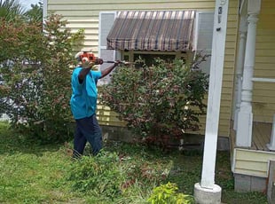 Bush Trimming by Willie Carmichael Jr for Joann T. in Winter Garden, FL