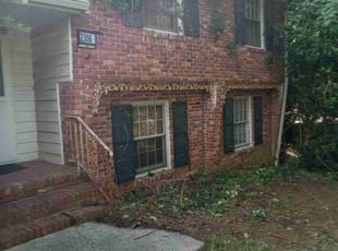 Bush Trimming by Lionel Lee for Lauren S. in Decatur, GA