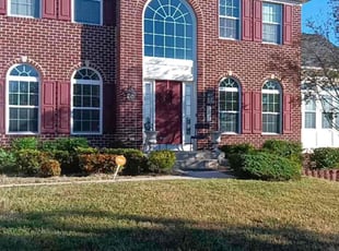 Bush Trimming by Darryl Blanchard for Alecia W. in Fort Washington, MD