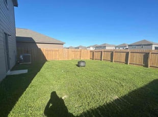 Tuyen V.'s Lawn Mowing service result