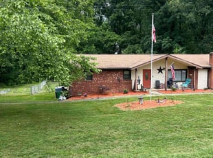 David W.'s Lawn Maintenance service result
