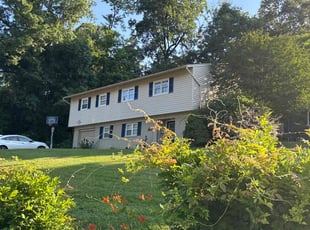 Maranda B.'s Lawn Maintenance service result