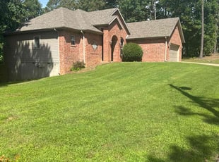 Christi L.'s Lawn Care service result