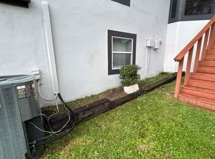 Bush Trimming by Feliciano Perez for Bill D. in Tampa, FL