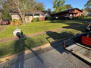 Michelle R.'s Lawn Service service result
