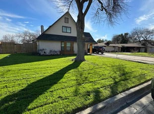 Rachel K.'s Lawn Service service result