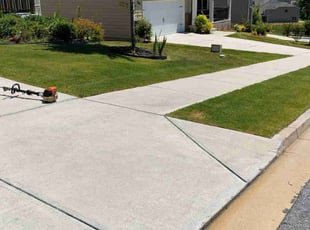 Maria F.'s Lawn Mowing service result
