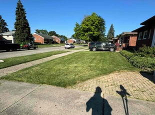 Christopher h.'s Lawn Service service result