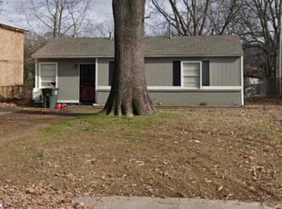 Leaf Removal by Kentavious Malone for Marsha R. in Memphis, TN