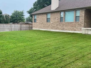 Linda W.'s Grass Cutting service result