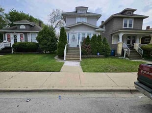 Kristen G.'s Lawn Maintenance service result