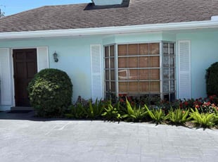 Bush Trimming by Matthew Ramos for Christine H. in Tequesta, FL