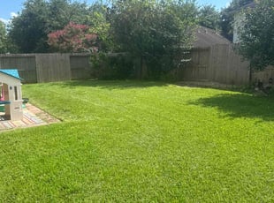 William R.'s Lawn Service service result