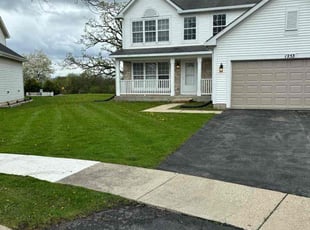 Beverly k.'s Lawn Maintenance service result