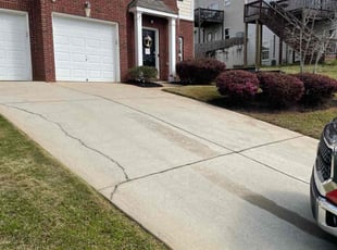 Mulching by Jason Hembree for Toni S. in Lithia Springs, GA