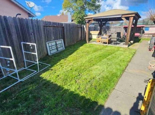 Kelly s.'s Lawn Maintenance service result