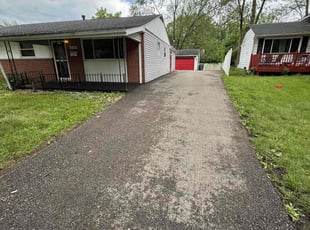 Leaf Removal by Ronald Coleman for Tyrone S. in Columbus, OH