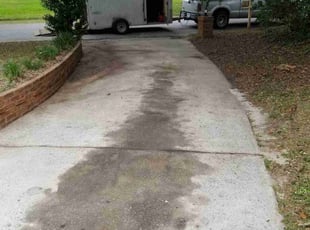 Leaf Removal by Derrick gadsden for Robert W. in Charleston, SC