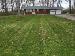 Jennifer J.'s Lawn Service service result