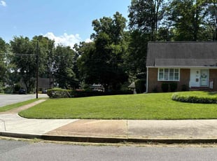 Randy W.'s Lawn Mowing service result