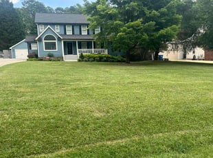 Rhonda G.'s Lawn Mowing Service service result