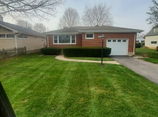 Leaf Removal by Jonathan Calderon for Michael M. in St. Charles, IL