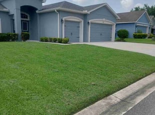 Brooke L.'s Lawn Service service result