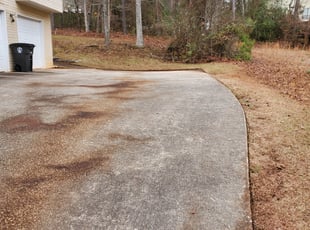 Leaf Removal by Jeremy Upshaw for John G. in Douglasville, GA