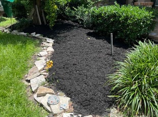 Landscaping by Kimberly GonzΓ‘lez for Ellehue J. in Missouri City, TX