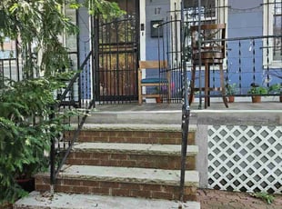 Bush Trimming by Richard Solier for Mohamed E. in Jersey City, NJ