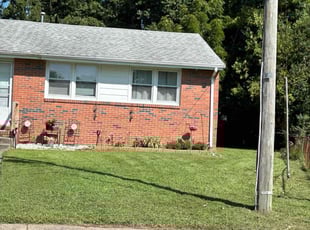 Jayson & Jessica D.'s Lawn Mowing Service service result